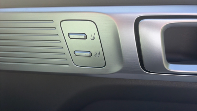 Hyundai SANTA FE 1.6 TGDi Plug-in Hybrid Ultimate 5dr 4WD Auto Estate - Image 32